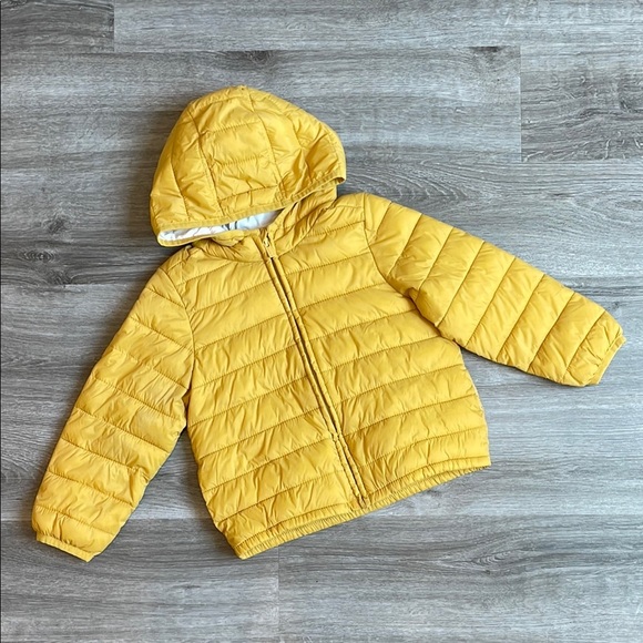 Old Navy toddler girls yellow raincoat jacket with hood - Picture 1 of 3